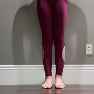 💖GORGEOUS PINK CUTOUT LEGGINGS💖